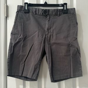 Banana Republic gray Aiden shorts size 32